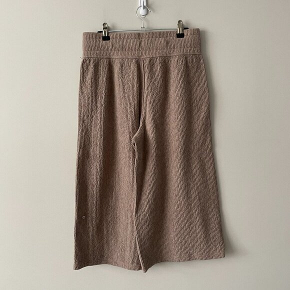 Lululemon Retreat Yourself Crop Wide Leg Pants Heathered Soft Sand Brown 6 - Picture 3 of 10